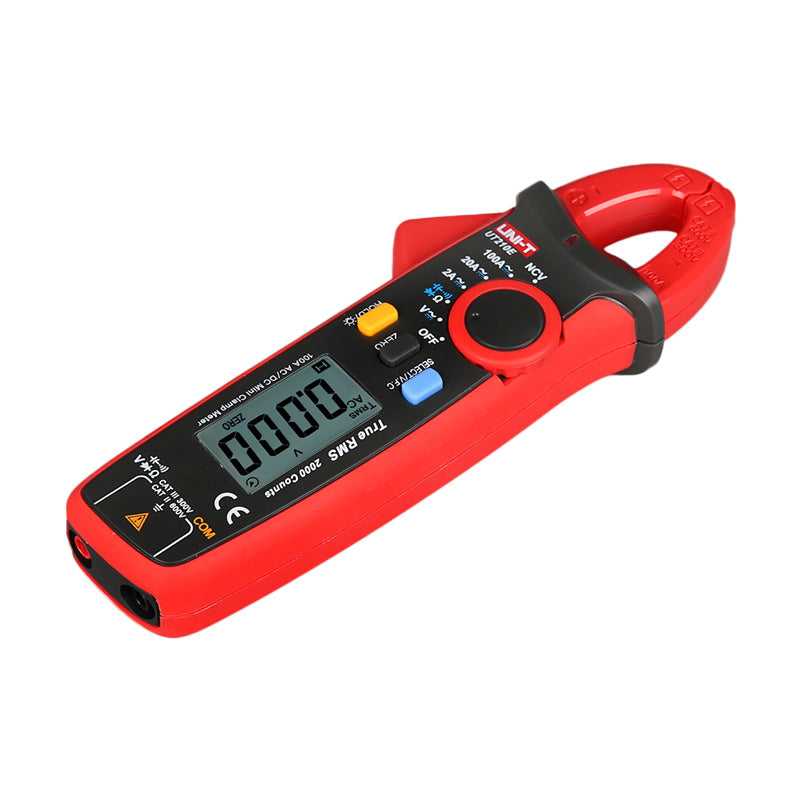 Mini pinza amperimétrica UNI-T UT210E, roja y gris, recostada en ángulo con los bornes de entrada a la vista
